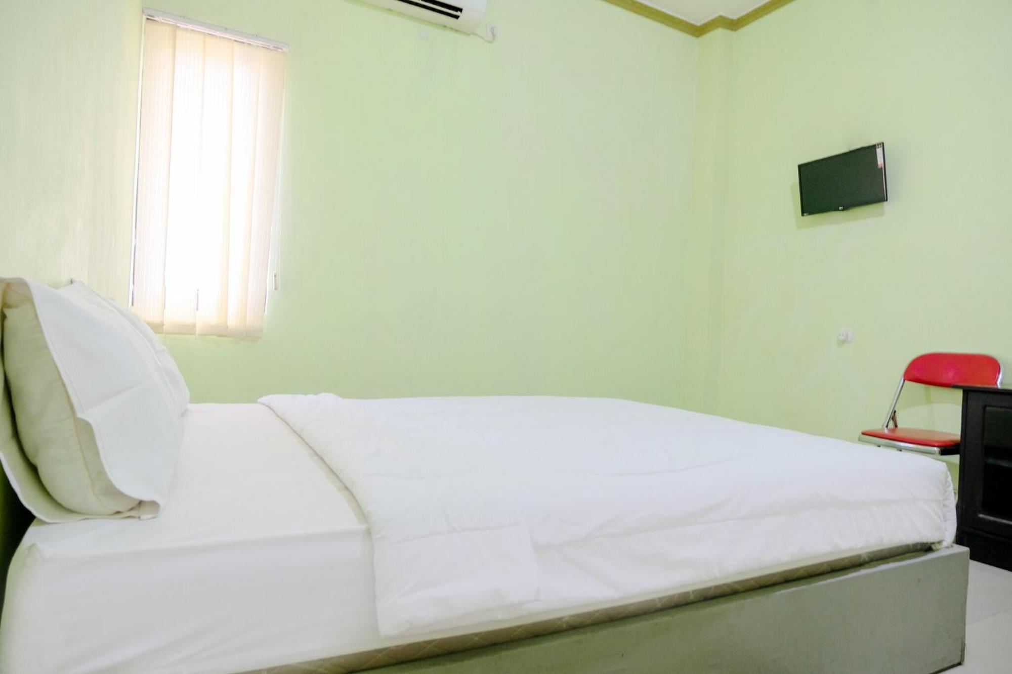 Oyo Life 2508 Alba Suites Homestay Syariah Tulungagung Eksteriør billede