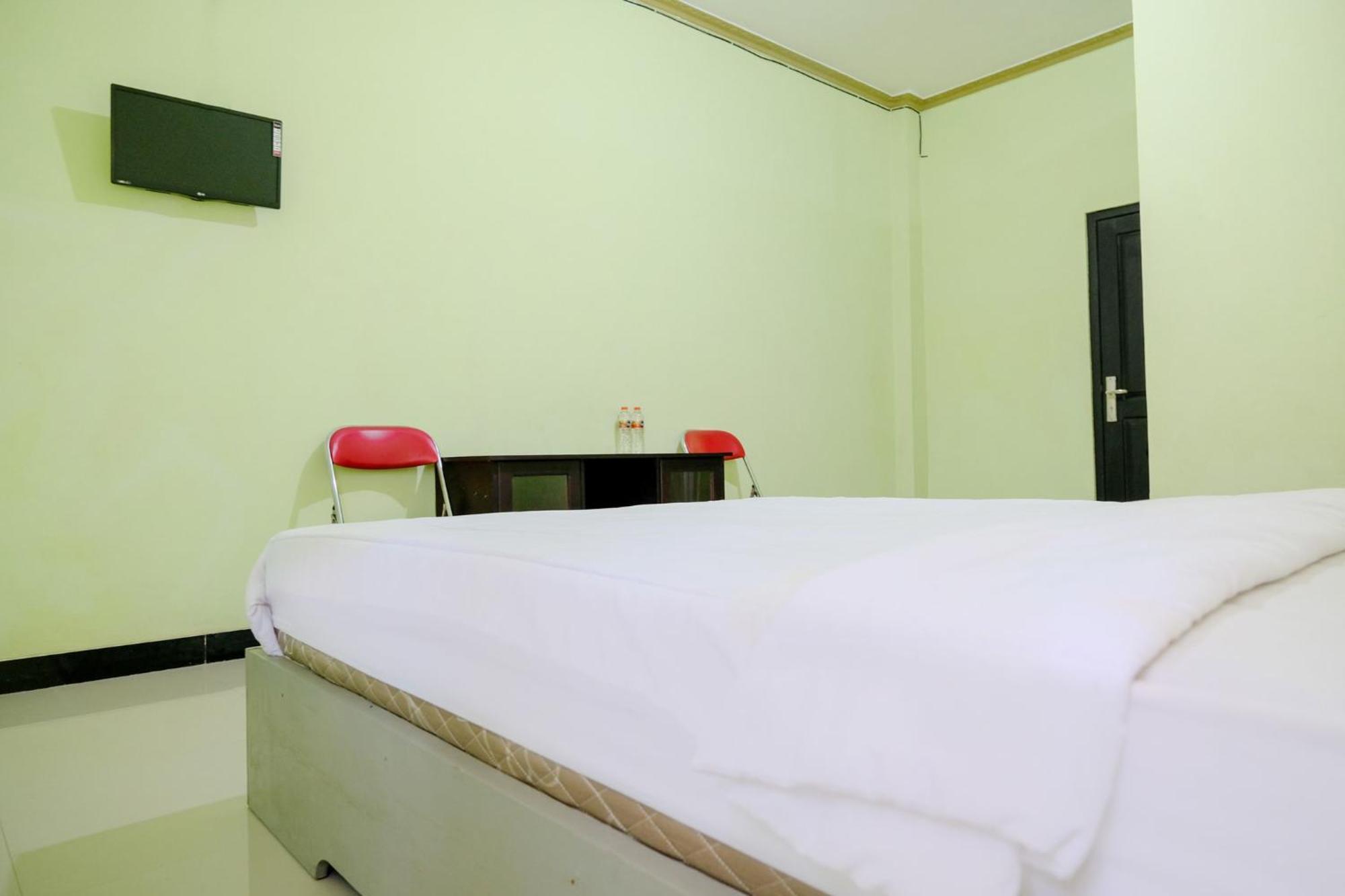 Oyo Life 2508 Alba Suites Homestay Syariah Tulungagung Eksteriør billede